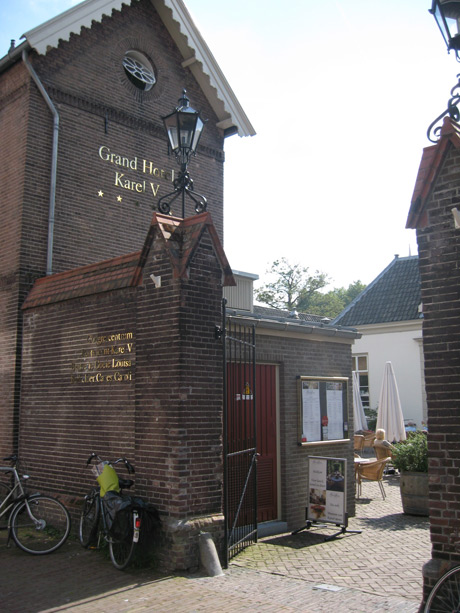 Gran hotel karel v utrecht photo
