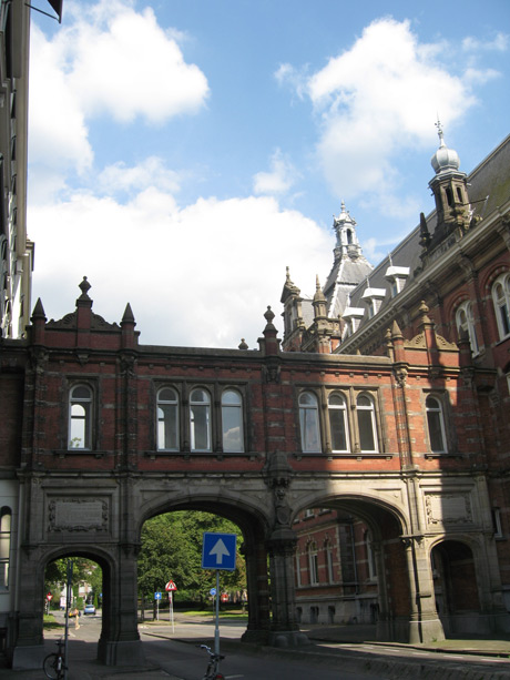 Vecchia architettura a utrecht foto