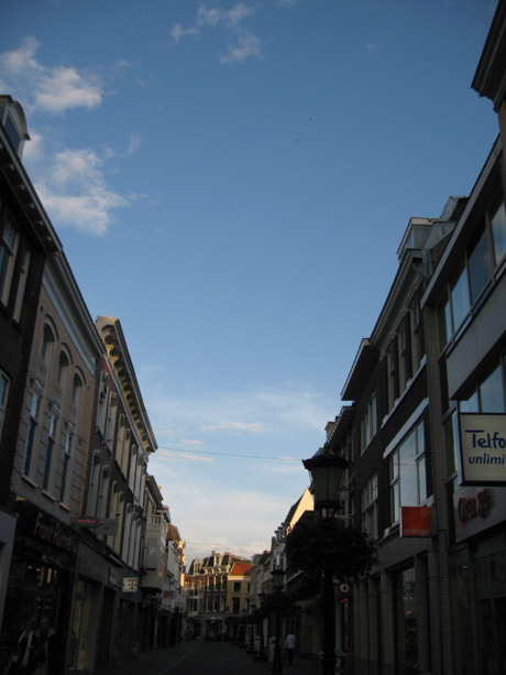 Via verso il duomo al centro di utrecht foto